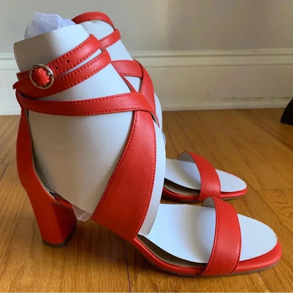 Ann Taylor Wedge Strappy Sandals Size 8